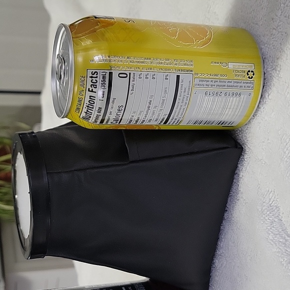 Weighted Bottom Can Cooler Styrofoam Liner With 3" Pocket On Side. Like New - Picture 10 of 16